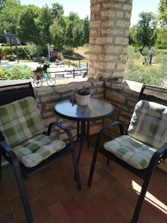 Apartments Bertetic Kanfanar Zewnętrze zdjęcie