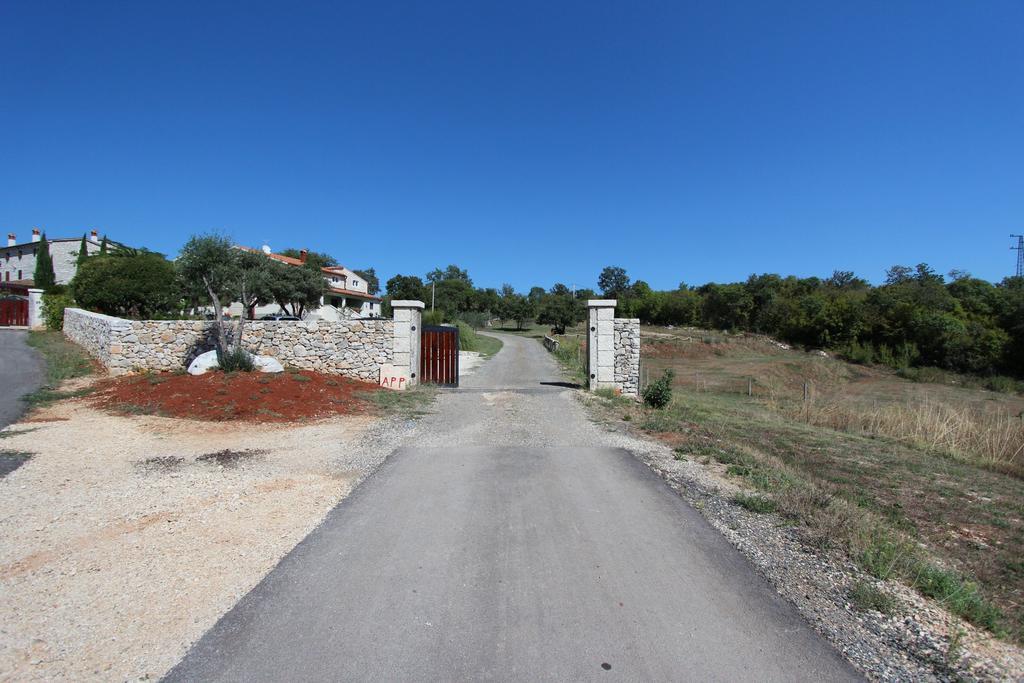 Apartments Bertetic Kanfanar Zewnętrze zdjęcie